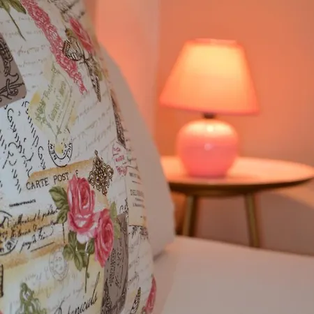 Valentines Къща за гости Китен