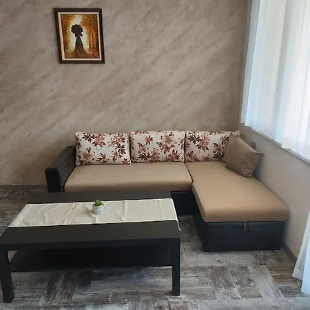 Къща за гости Valentines 3*